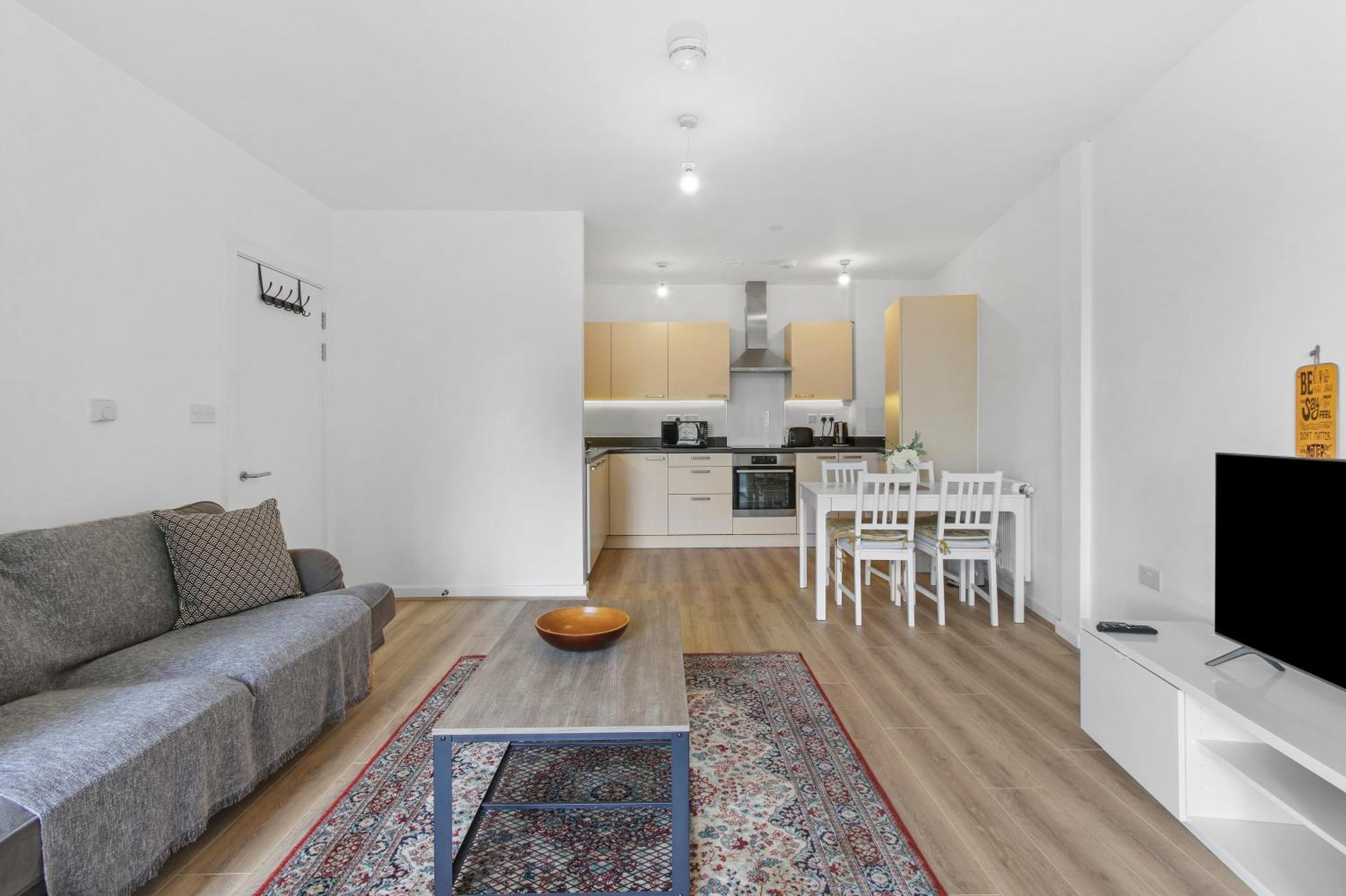 Centrally Located - Modern - 2Bed - 2Bath Apartment London Exterior foto